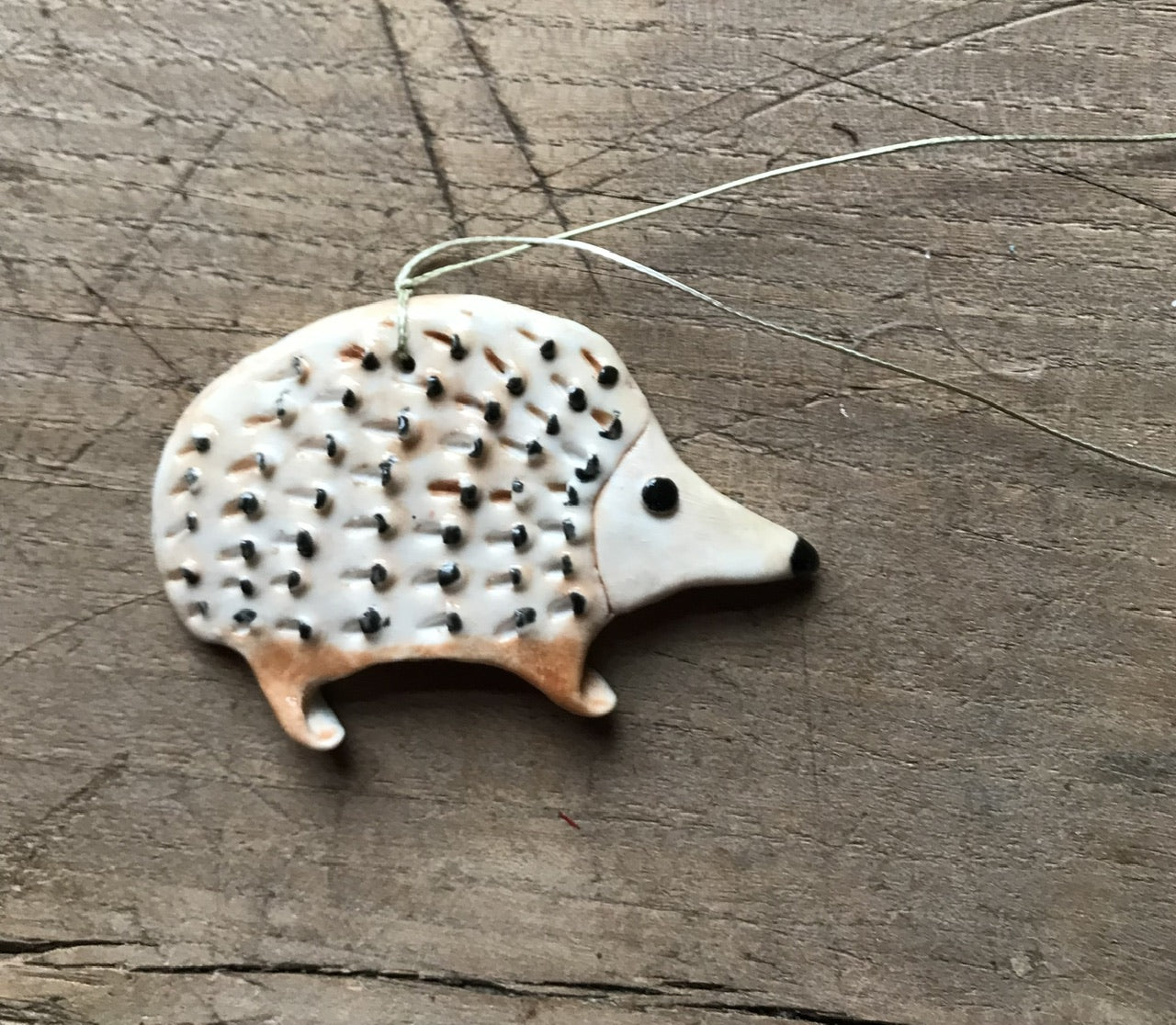 Hanging little decorations- porcelain / flat - variations