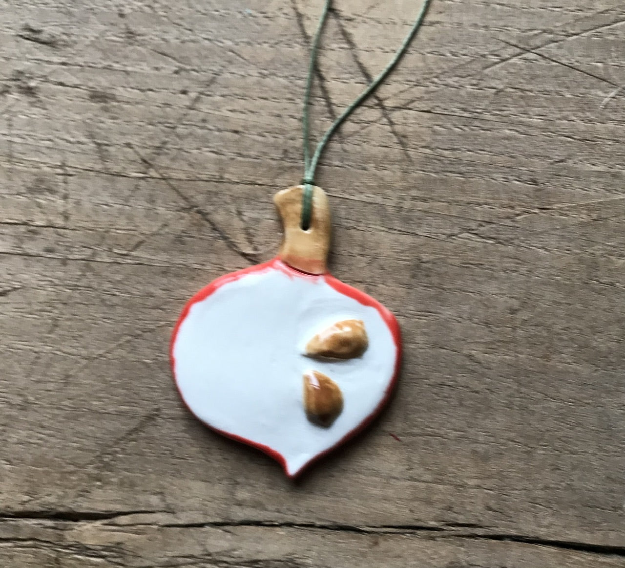 Hanging little decorations- porcelain / flat - variations