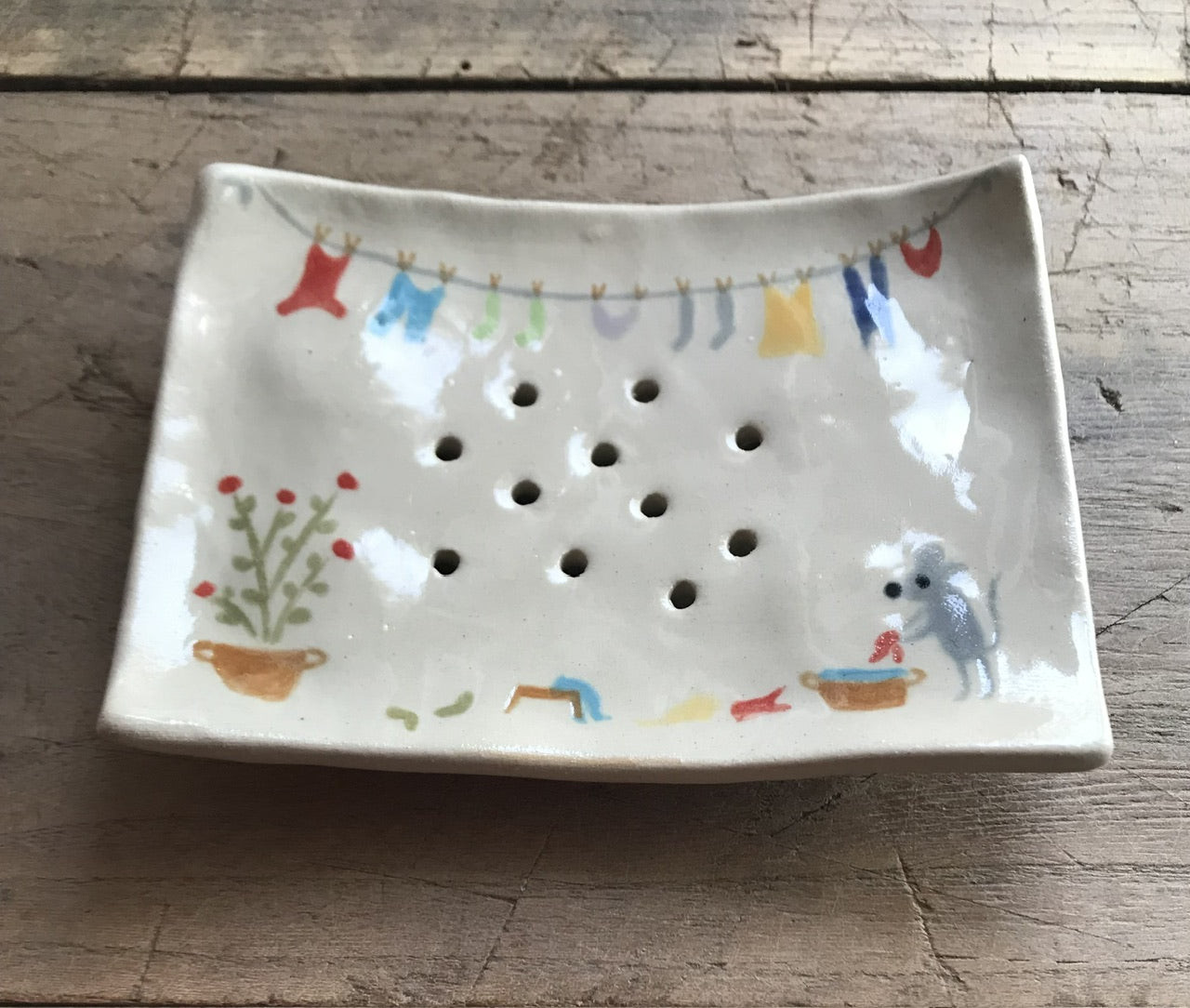 Hanging the laundry 2/ soap holder
